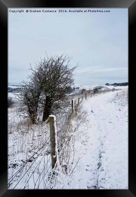 Dunstable Downs in Winter Framed Print by Graham Custance