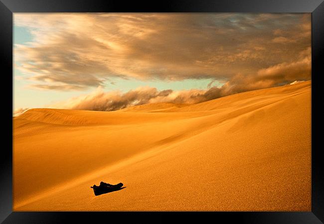 Lost in the Desert Framed Print by Jim kernan
