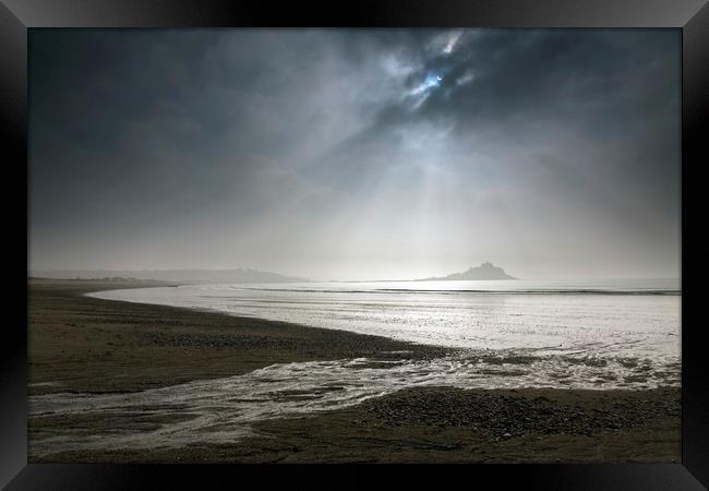 Partial Eclipse (St Michael's Mount) Framed Print by Andrew Ray