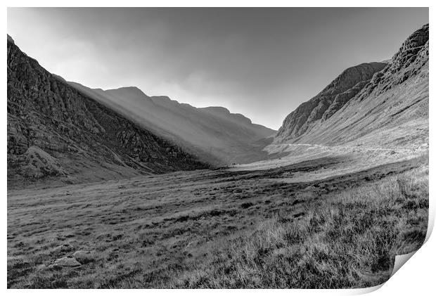 Afternoon sun rays in Bealach na Ba black and whit Print by Gary Eason