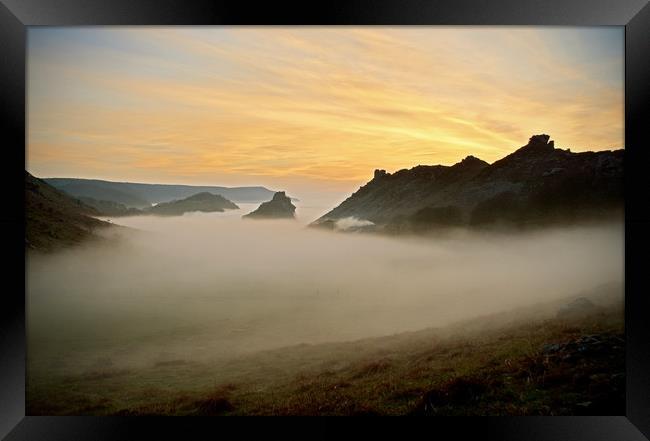 The Valley of Rocks in a Sea Mist Framed Print by graham young