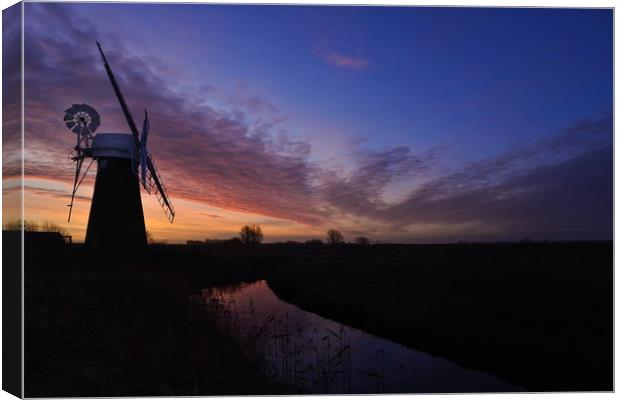 St Benets mill on the River Thurne in Norfolk Canvas Print by Gary Pearson