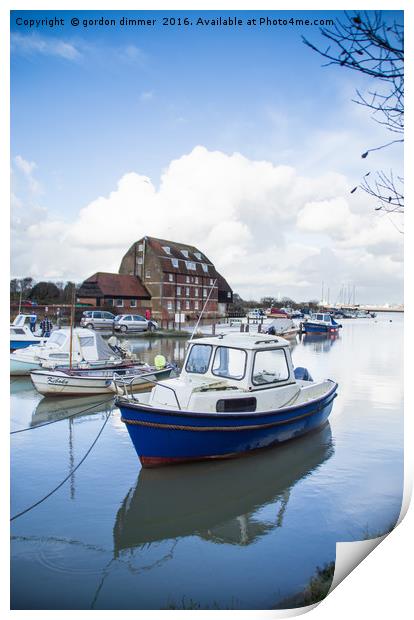 Small Boat at Ashlett Creek in Hampshire Print by Gordon Dimmer