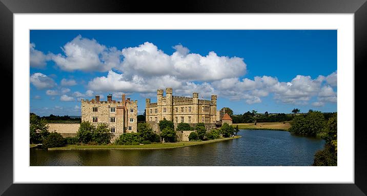 Leeds castle Framed Mounted Print by Mark Robson