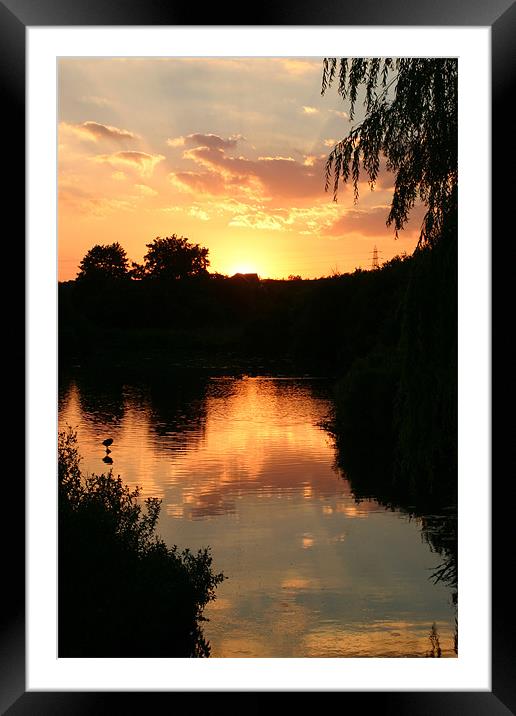 Sunset Framed Mounted Print by Ian Middleton