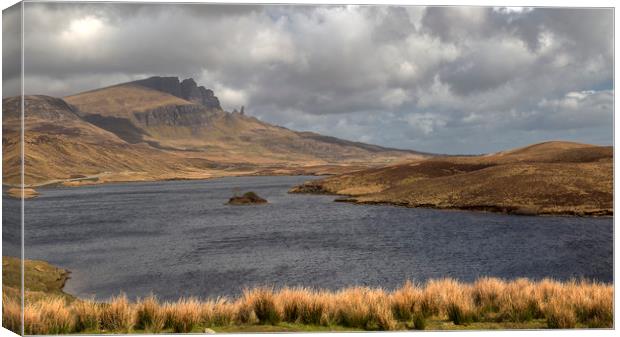 The Old man of Storr, Skye Canvas Print by Rob Lester