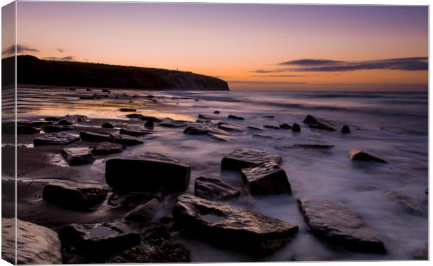 Sunrise at Yaverland beach  Canvas Print by Shaun Jacobs