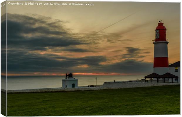 Sunrise at Souter Canvas Print by Phil Reay