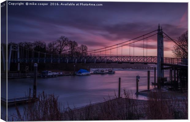 first light over the thames Canvas Print by mike cooper