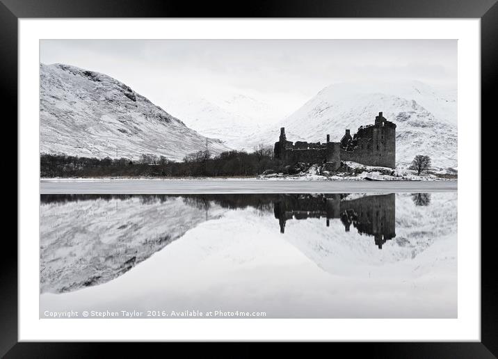 Kilchurn Castle Framed Mounted Print by Stephen Taylor