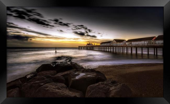 Sunrise over Southwold pier 2 Framed Print by Gary Pearson
