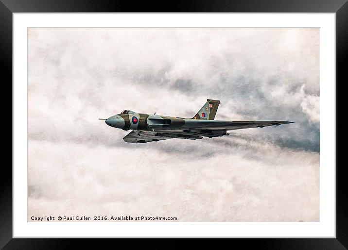 Avro Vulcan XH558 Framed Mounted Print by Paul Cullen
