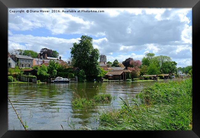 The River Waveney at Beccles Framed Print by Diana Mower