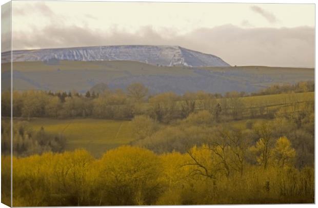Brecon Beacon view from herefordshire Canvas Print by paul ratcliffe