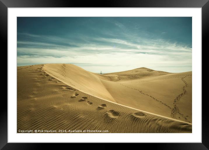 The Sand Dunes of Maspalomas  Framed Mounted Print by Rob Hawkins
