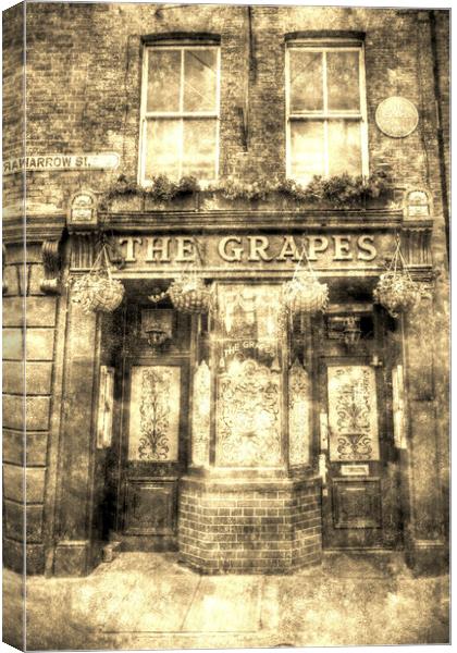 The Grapes Pub London Vintage Canvas Print by David Pyatt