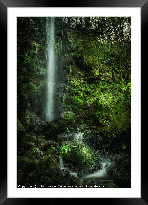 Smooth as Silk Framed Mounted Print by richard sayer