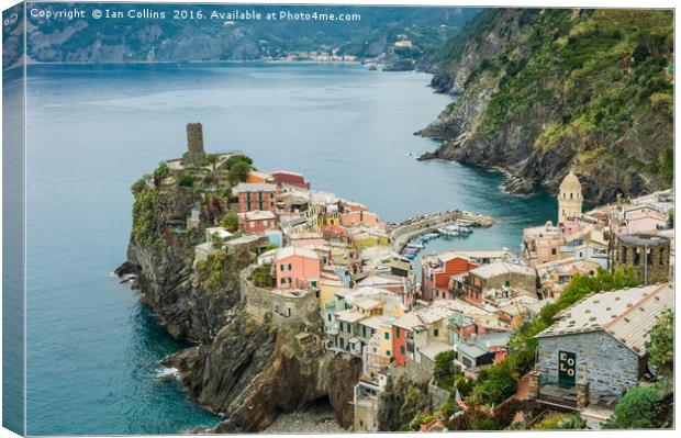 The Back of Vernazza Canvas Print by Ian Collins