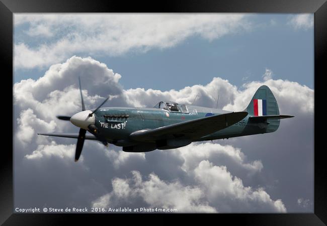 The Last Spitfire Flyby Framed Print by Steve de Roeck
