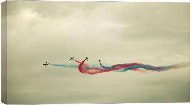 Red Arrows Canvas Print by David Martin