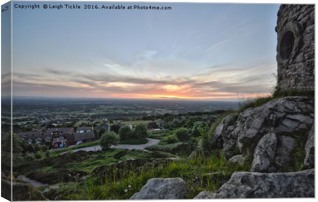 Cheshire Sunset Canvas Print by Leigh Tickle