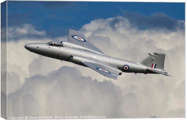 English Electric Canberra; Flying High  2/3 Canvas Print by Steve de Roeck