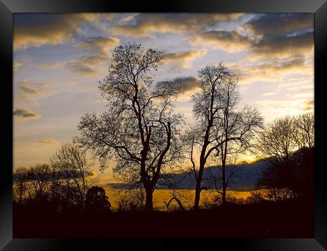 sunset in the wye valley Framed Print by paul ratcliffe