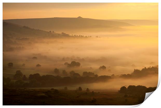 Golden mist in the Hope valley Print by Andrew Kearton