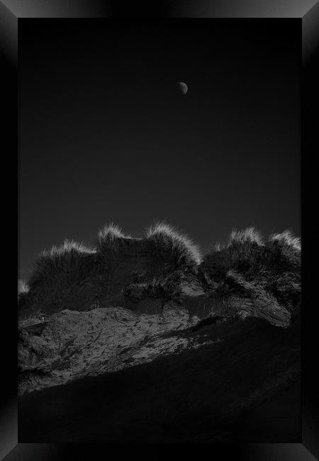 Moonrise Over The Dunes Framed Print by graham young