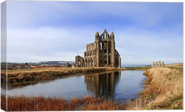 Whitby Abbey in North Yorkshire Canvas Print by Simon Marshall