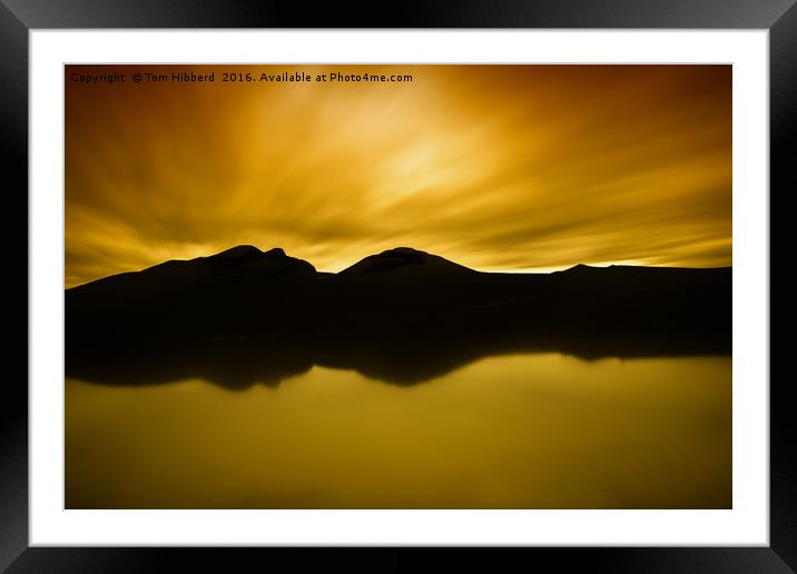 Northumberlandia, naked woman dressed in golden cl Framed Mounted Print by Tom Hibberd