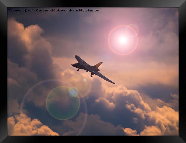 Vulcan XH558 returning home Framed Print by Keith Campbell