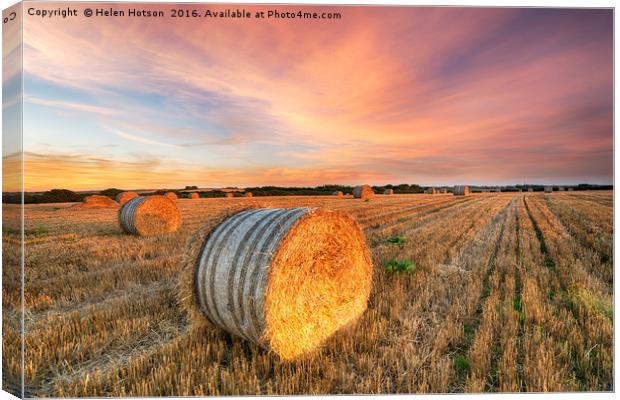Harvest Sunset in Cornwall Canvas Print by Helen Hotson