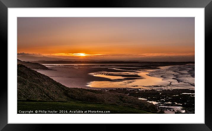 Golden Glory............... Framed Mounted Print by Naylor's Photography