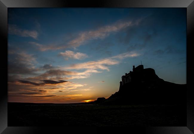 Lindisfarne Sunrise Framed Print by Dave Hudspeth Landscape Photography