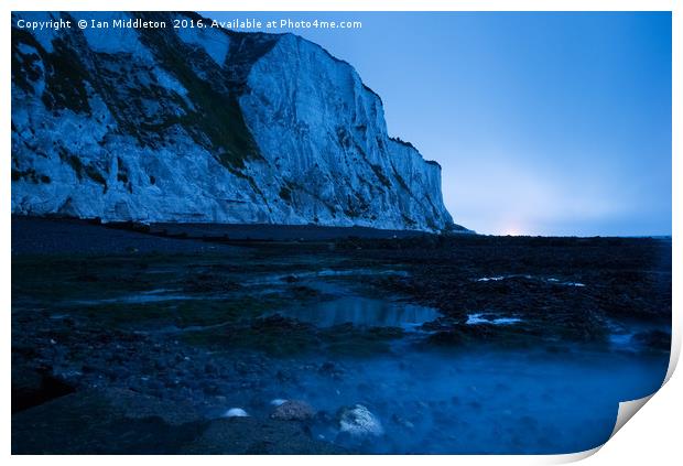 Dawn at the White Cliffs of Dover Print by Ian Middleton