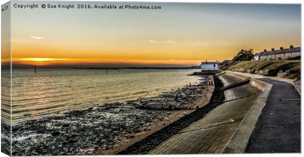 Sunset view of Lepe and the coastguard cottages,Ha Canvas Print by Sue Knight