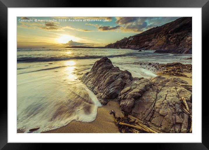 Filtered effect vintage photo, sunset at beach. Framed Mounted Print by marcin jucha