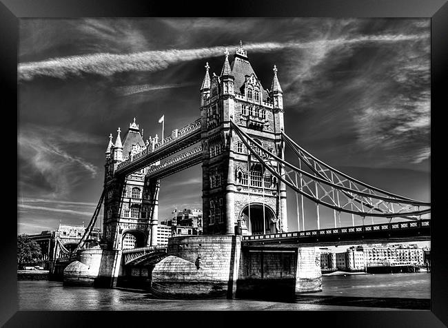 Tower Bridge Framed Print by Andreas Hartmann