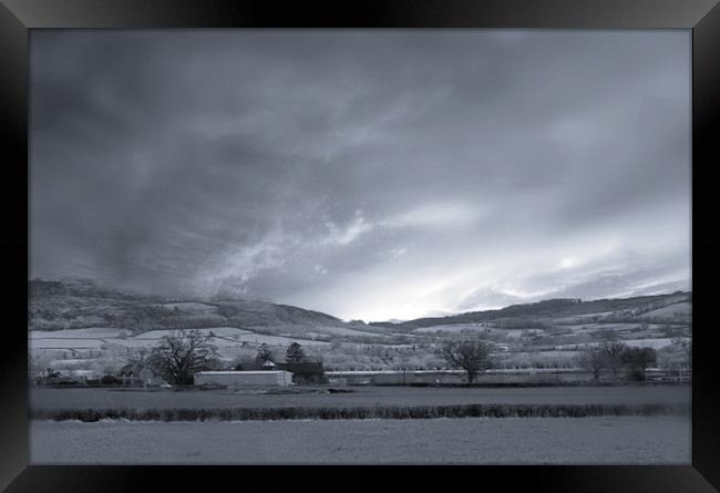 wye valley in platinum Framed Print by paul ratcliffe