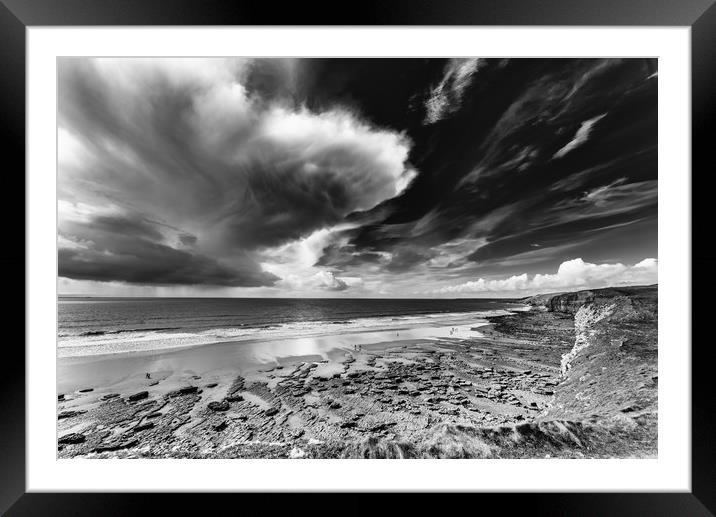 Incoming storm Framed Mounted Print by Andrew Richards