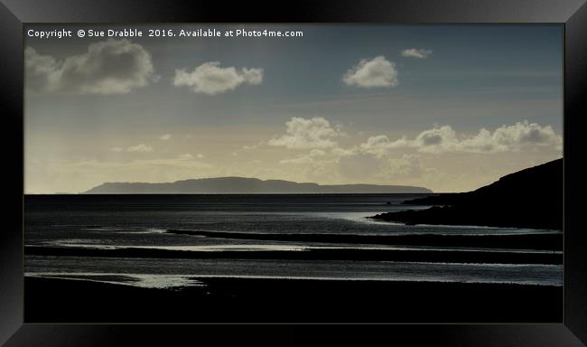 Glen Brittle Beach                                Framed Print by Susan Cosier