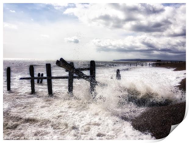 The splash at Rye Bay. Print by Framemeplease UK