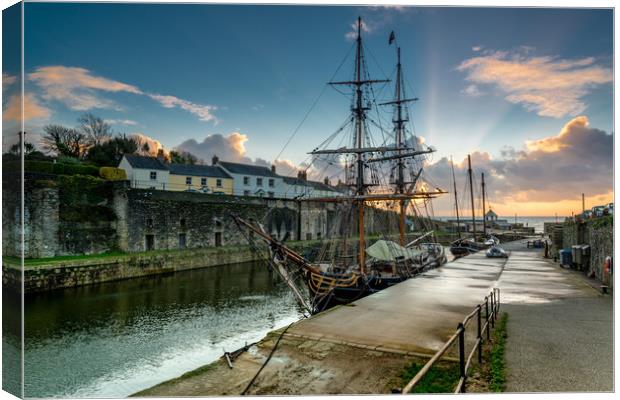 Glimpse of yesteryear Canvas Print by Michael Brookes