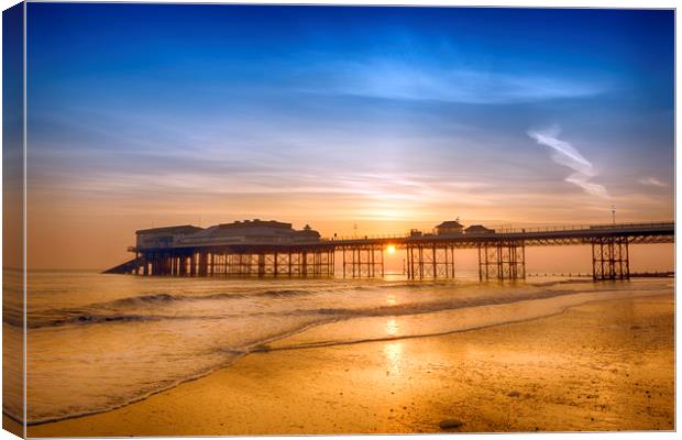 Cromer Sunrise Canvas Print by Alan Simpson