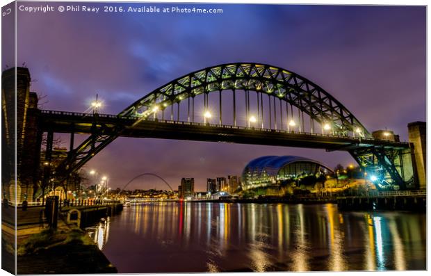 The Tyne Bridge at Newcastle Canvas Print by Phil Reay