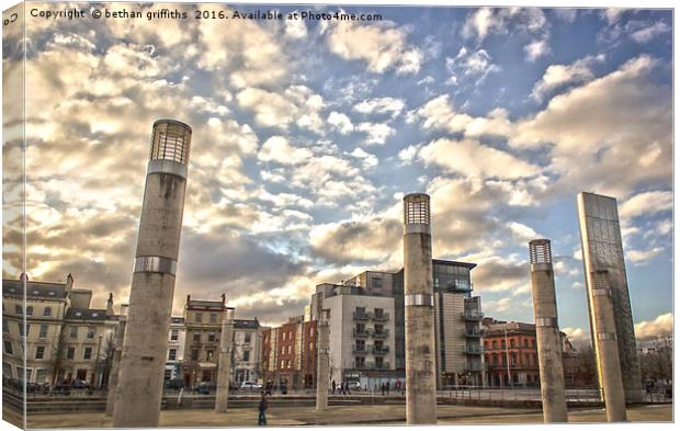 Cardiff Bay, skies  Canvas Print by bethan griffiths