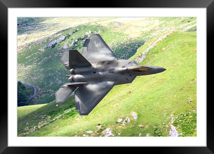 F22 Raptor low level Framed Mounted Print by Oxon Images