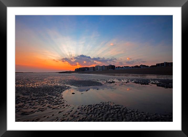 Rays of warmth Framed Mounted Print by Stephen Prosser