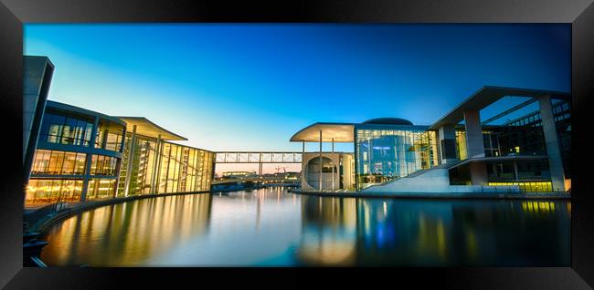 Parliament Pano Framed Print by Nathan Wright